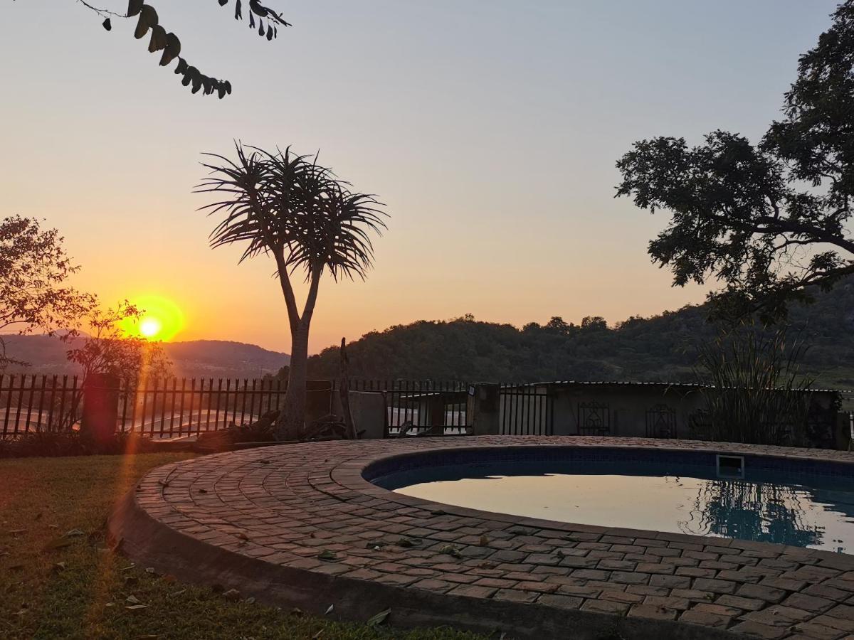 Macnut Bed And Breakfast Mbombela Екстер'єр фото