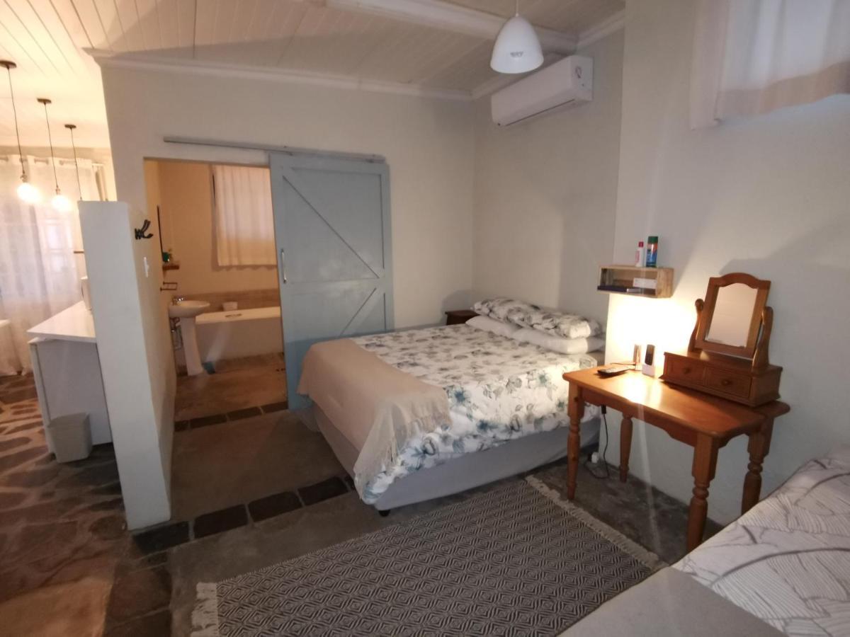 Macnut Bed And Breakfast Mbombela Екстер'єр фото
