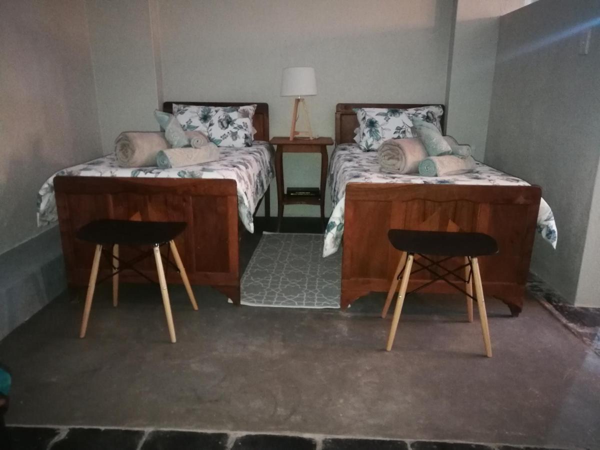 Macnut Bed And Breakfast Mbombela Екстер'єр фото